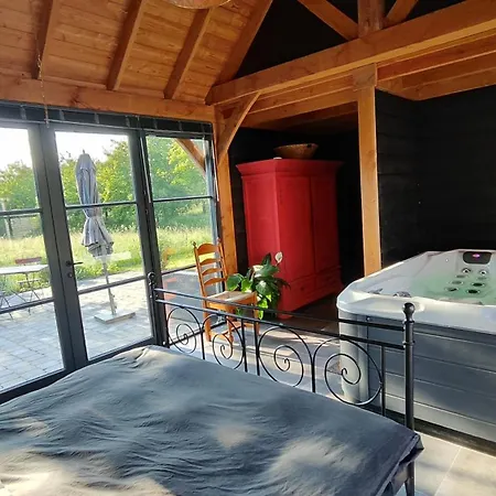 Luxe Vakantiehuis Met Bubbelbad Herveld Exterior photo